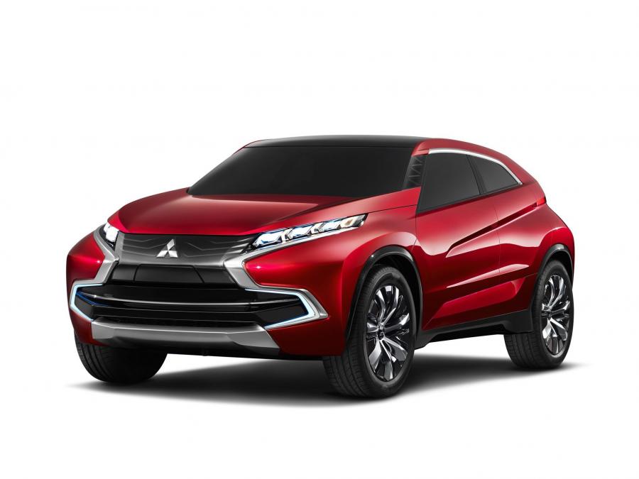  Mitsubishi Concept XR-PHEV 2013 года  (фото 1 из 7)